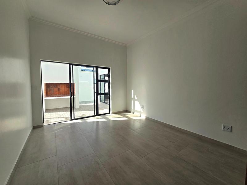 3 Bedroom Property for Sale in Britannia Bay Western Cape